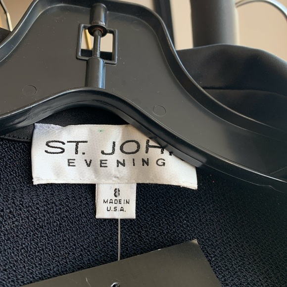 St John Evening Black Skirt Suit - Picture 5 of 6